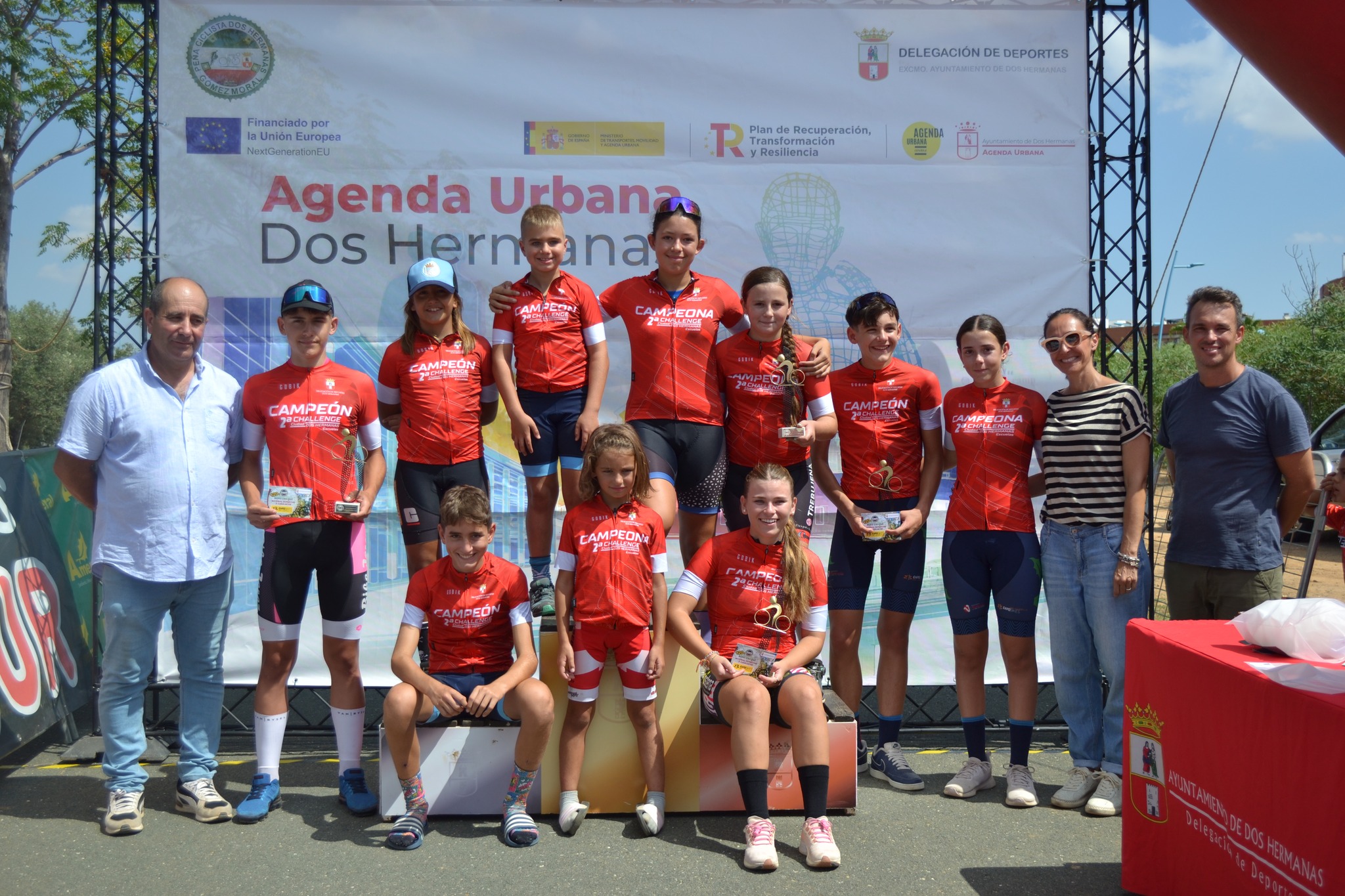 El XXXVII Trofeo Barriada Julio Carrasco se corrió en el parque forestal