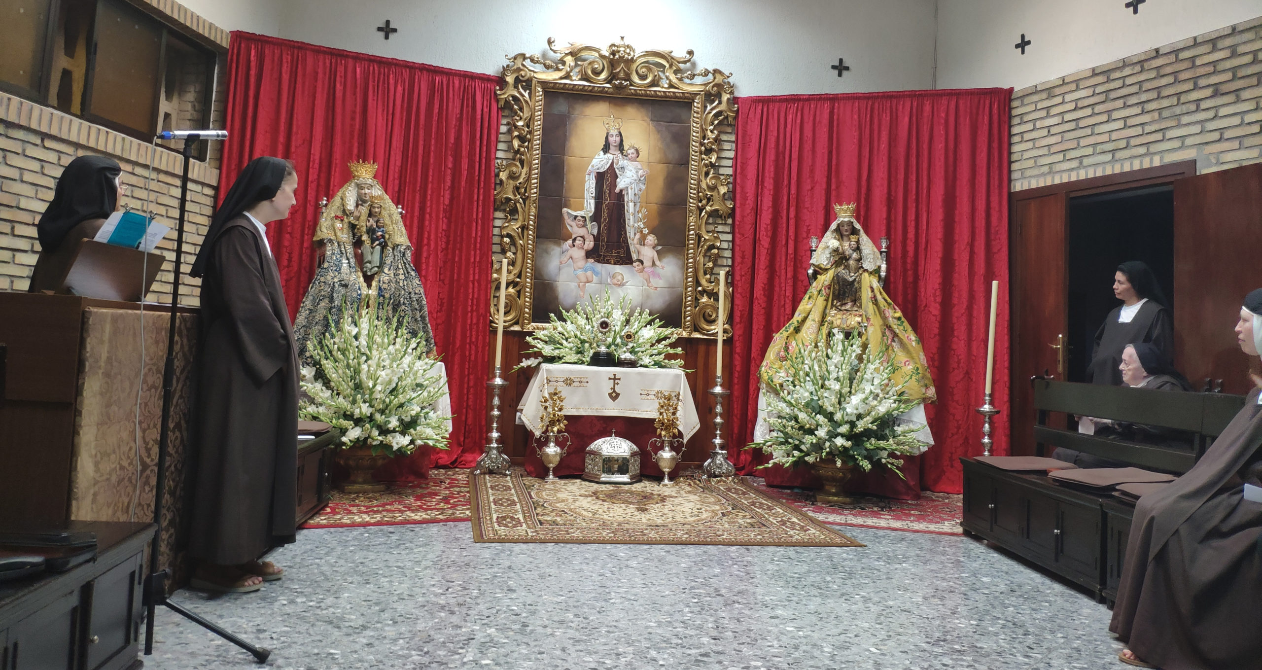 El pueblo de Dos Hermanas llevó a Valme a Las Carmelitas
