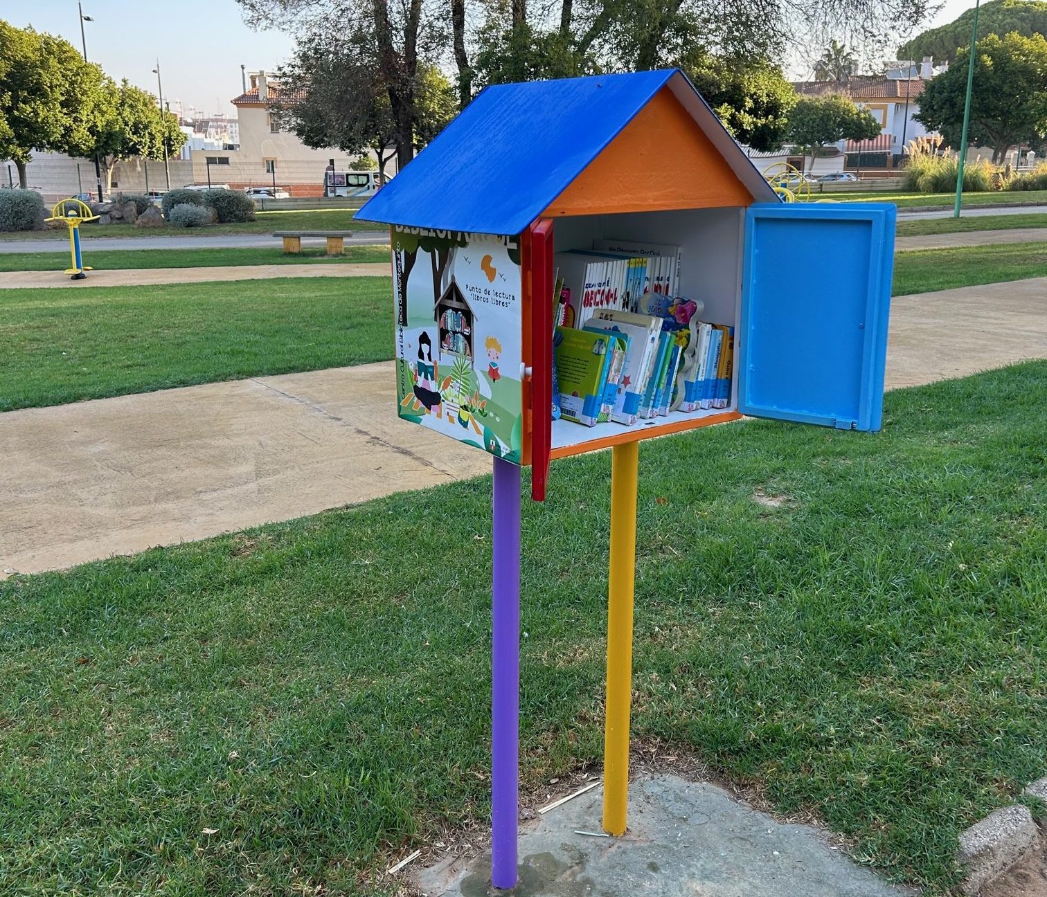 Los Libros Libres llegan a los parques de La Alquería y Cuatro Estaciones
