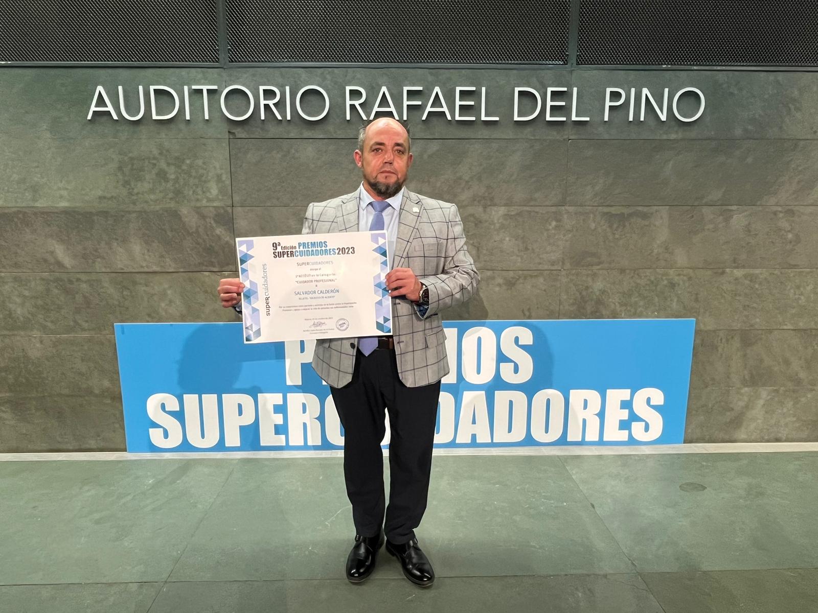 Supercuidadores premia la labor de Salvador Calderón