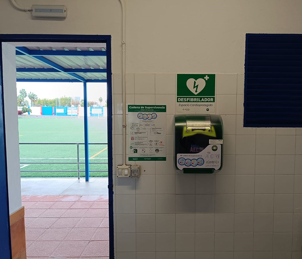 Desfibriladores para los campos de fútbol municipales