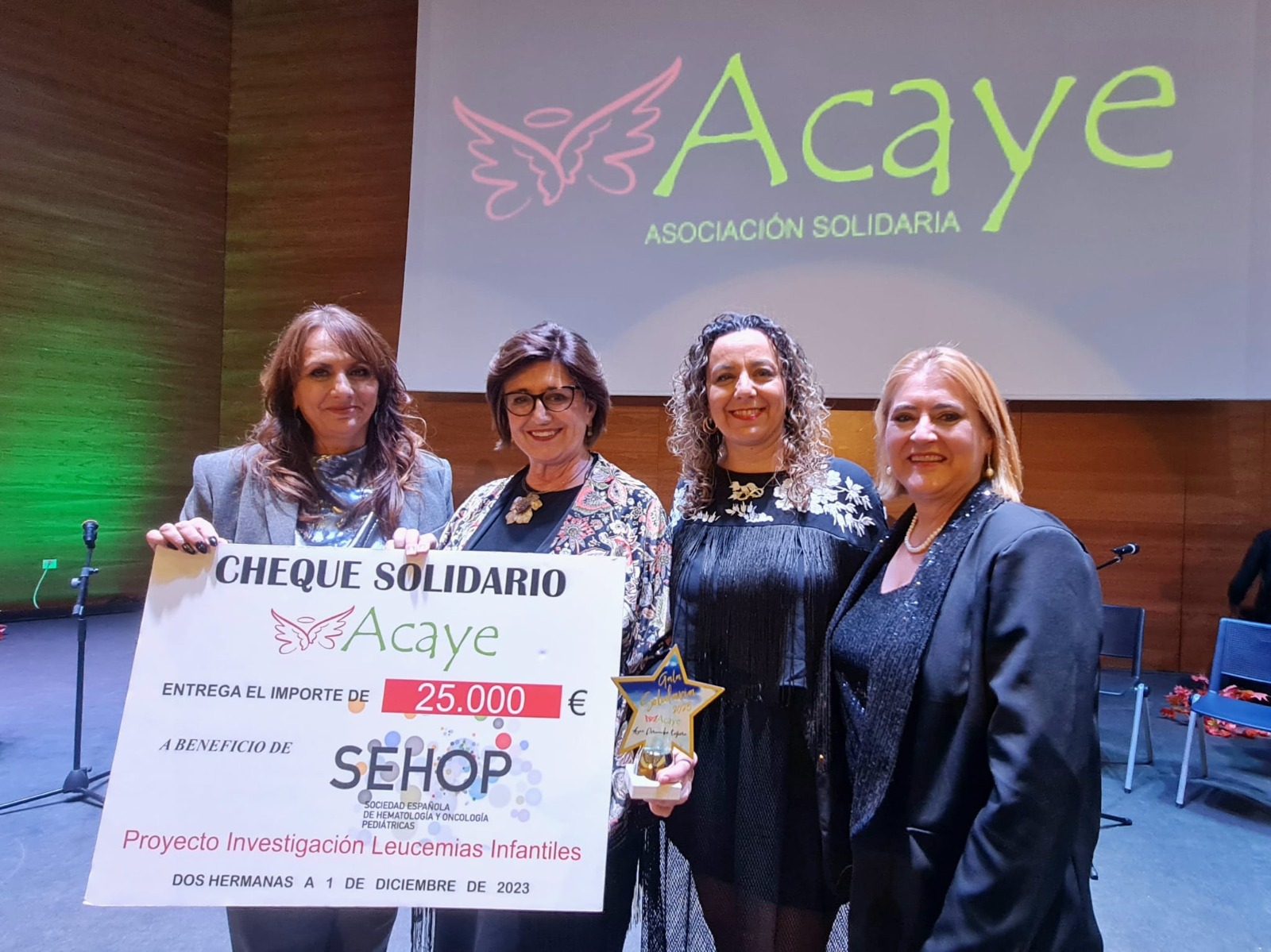 La III Gala Acaye volvió a reconocer la solidaridad nazarena