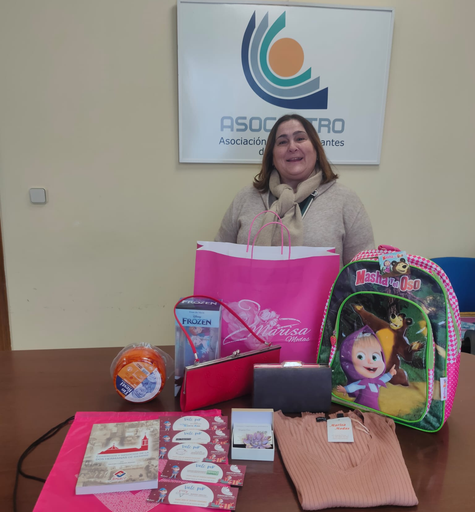 La segunda cesta de regalos de Asocentro ya tiene dueña