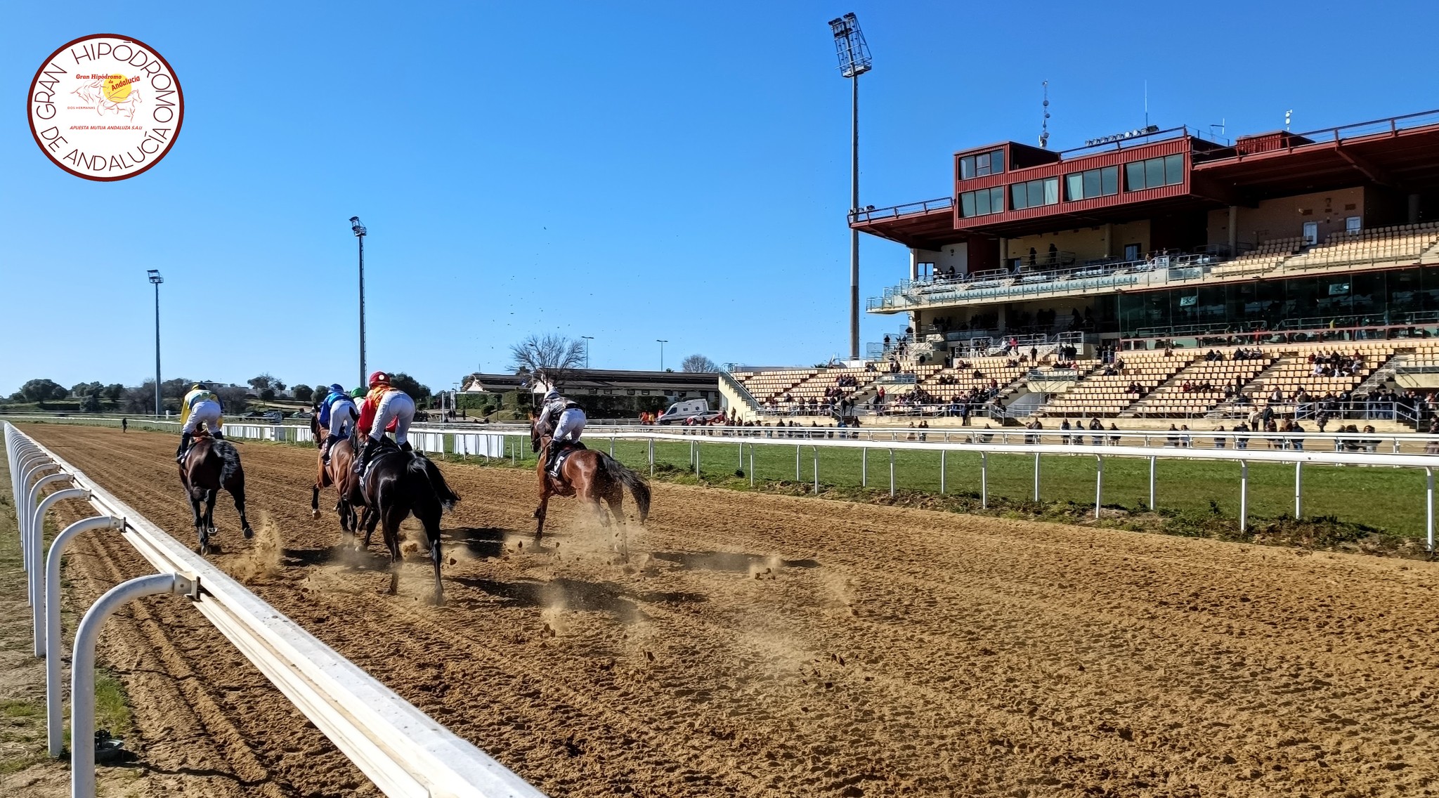 Tercera jornada de la temporada en el hipódromo