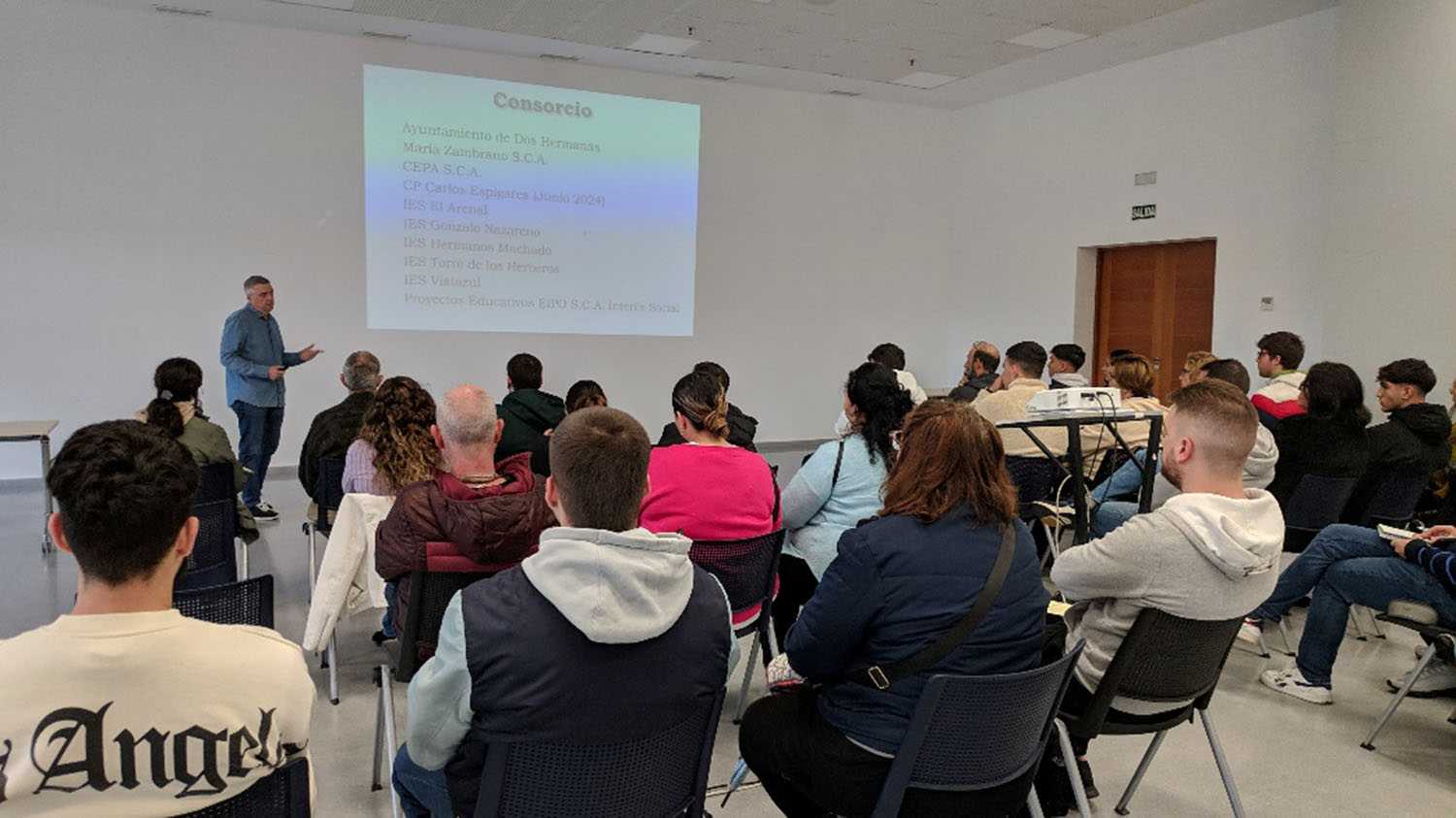 El programa Erasmus + celebra su primera reunión informativa