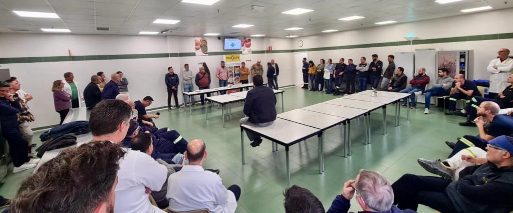 La fábrica de latas podría cesar su actividad y trasladar su producción