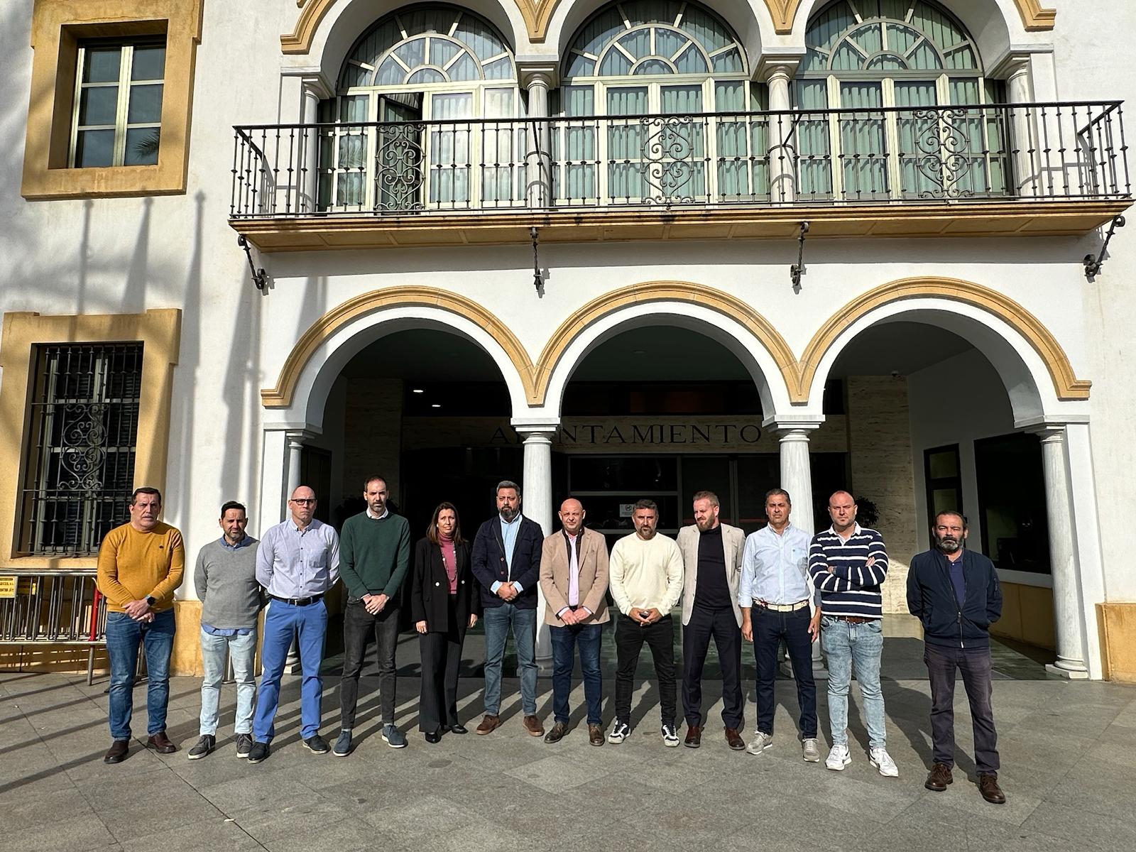 Apoyo unánime de la corporación a los trabajadores de la fábrica de latas