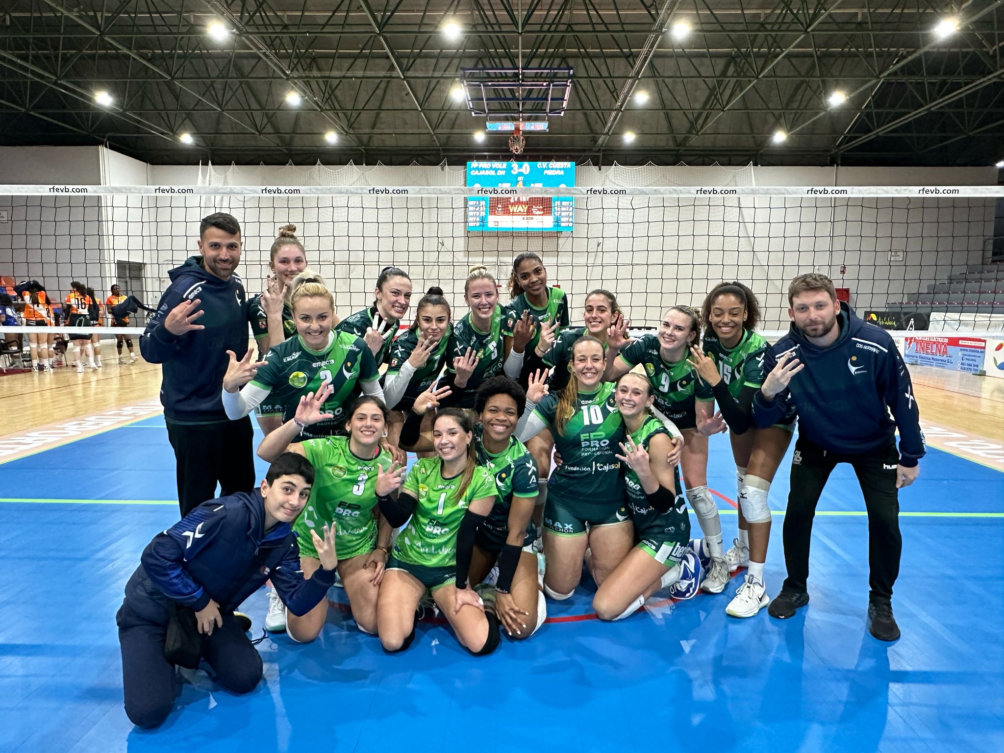 Contundente victoria del FP Pro Voley Cajasol
