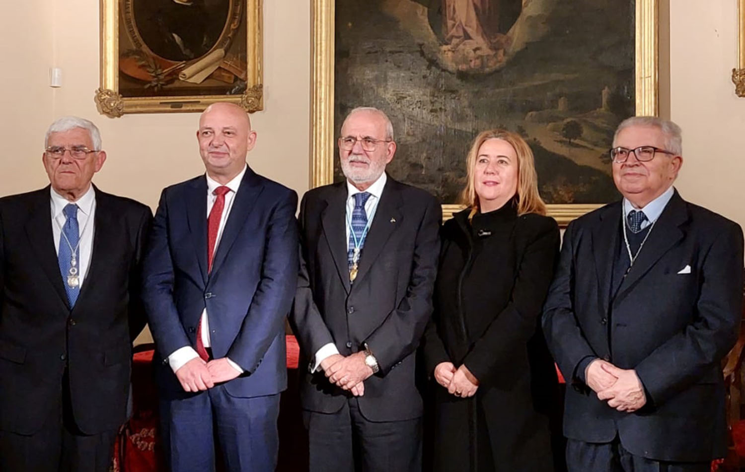 La Academia de Bellas Artes recibe a Antonio J. López Gutiérrez