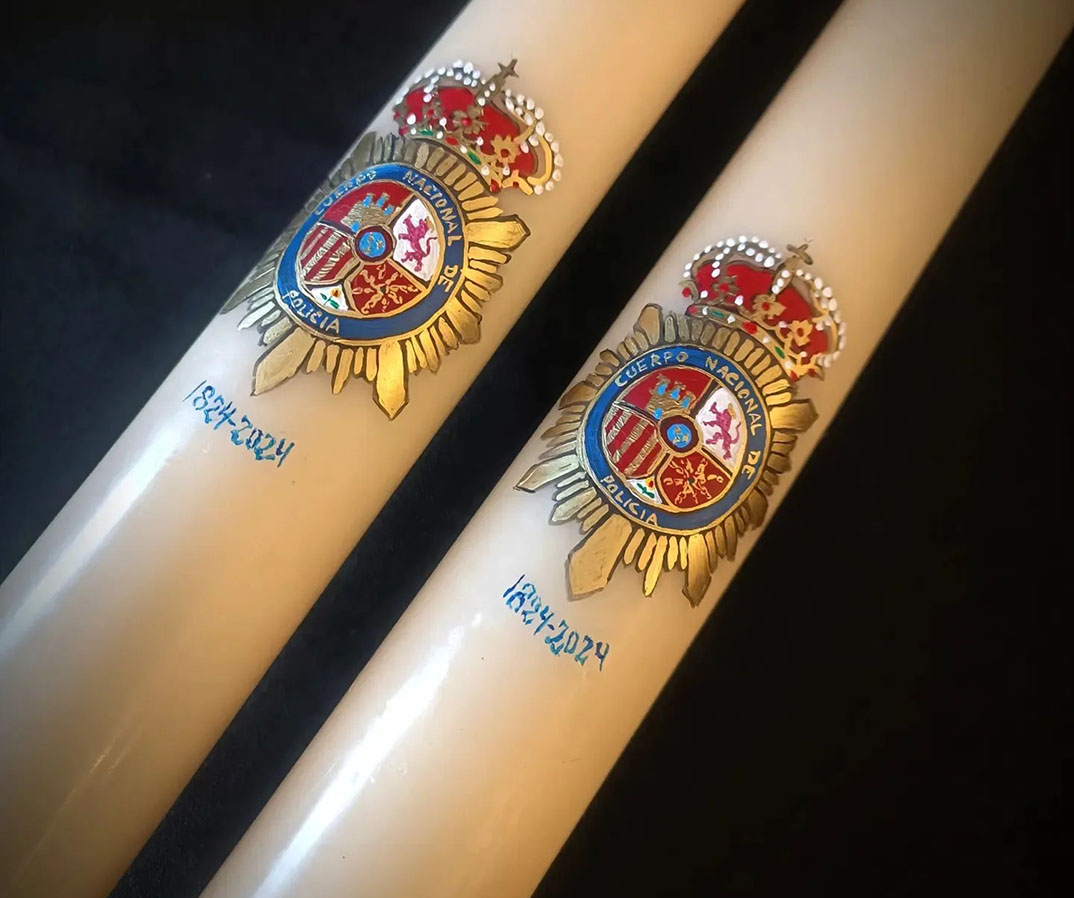 Homenaje a la Policía Nacional en la candelería de la Soledad