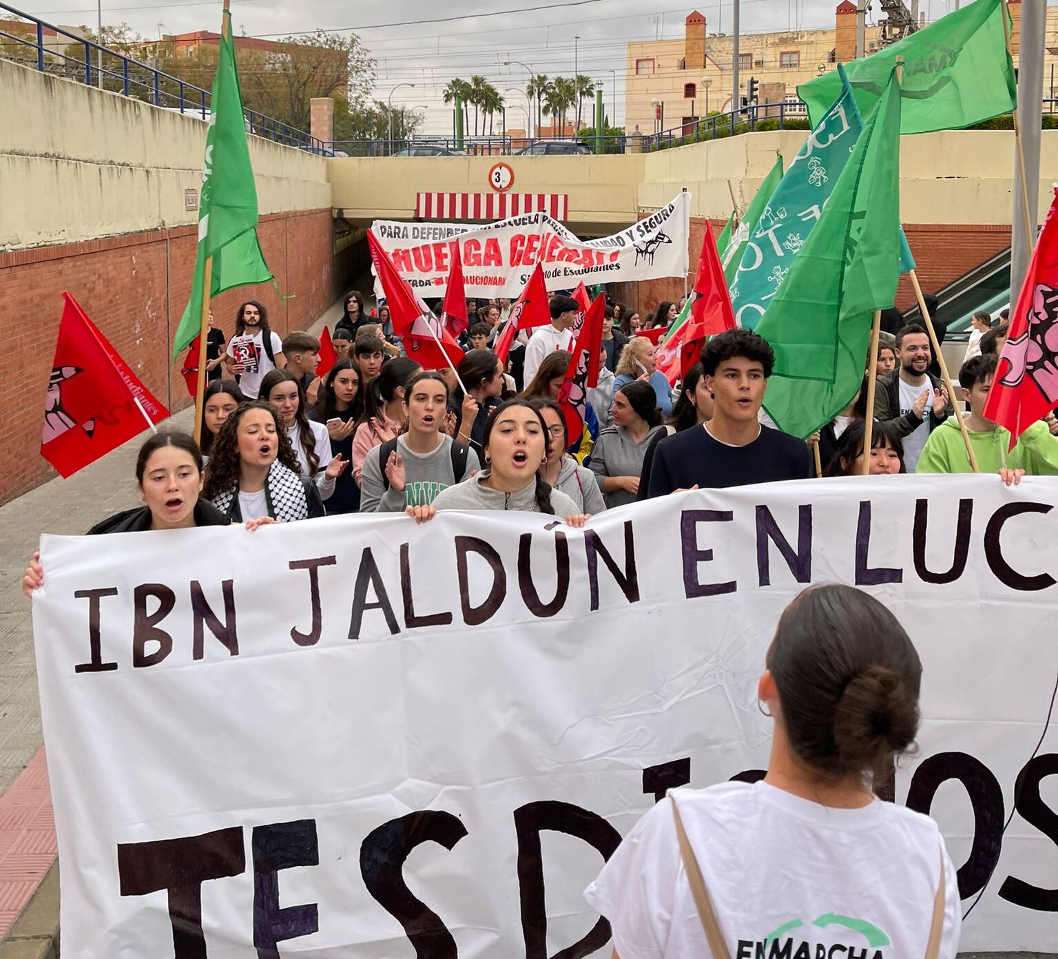 Éxito de la manifestación de estudiantes del IES Ibn Jaldún