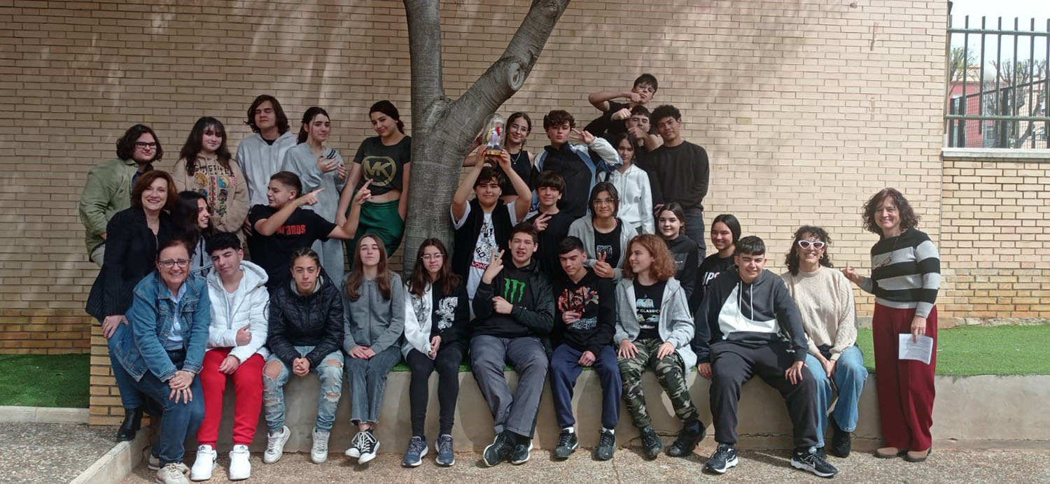 Premio al IES Cantely por su apoyo al colectivo LGTBIAQ+