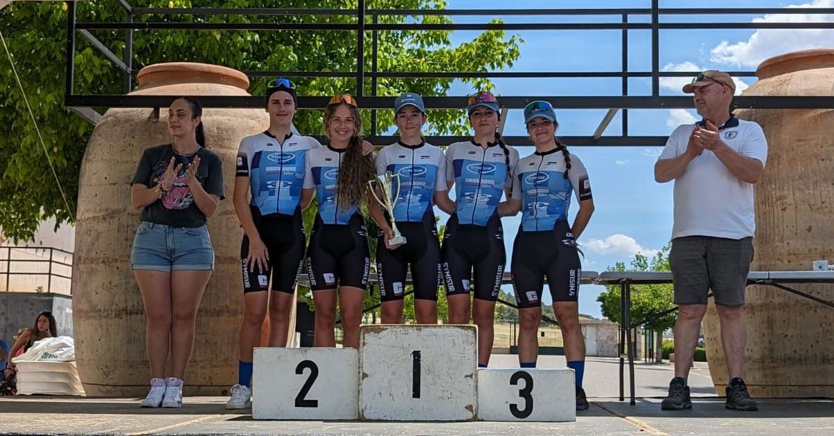Rocío Martín y Victoria Moreno corrieron la Vuelta a Valdepeñas