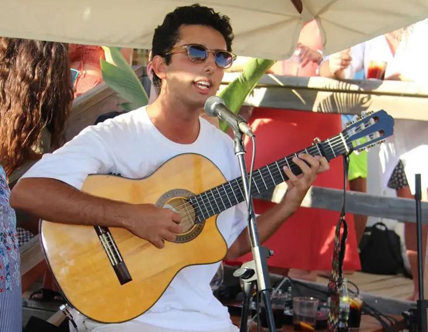 Cantaré es el nuevo single de Juanlu de Castro