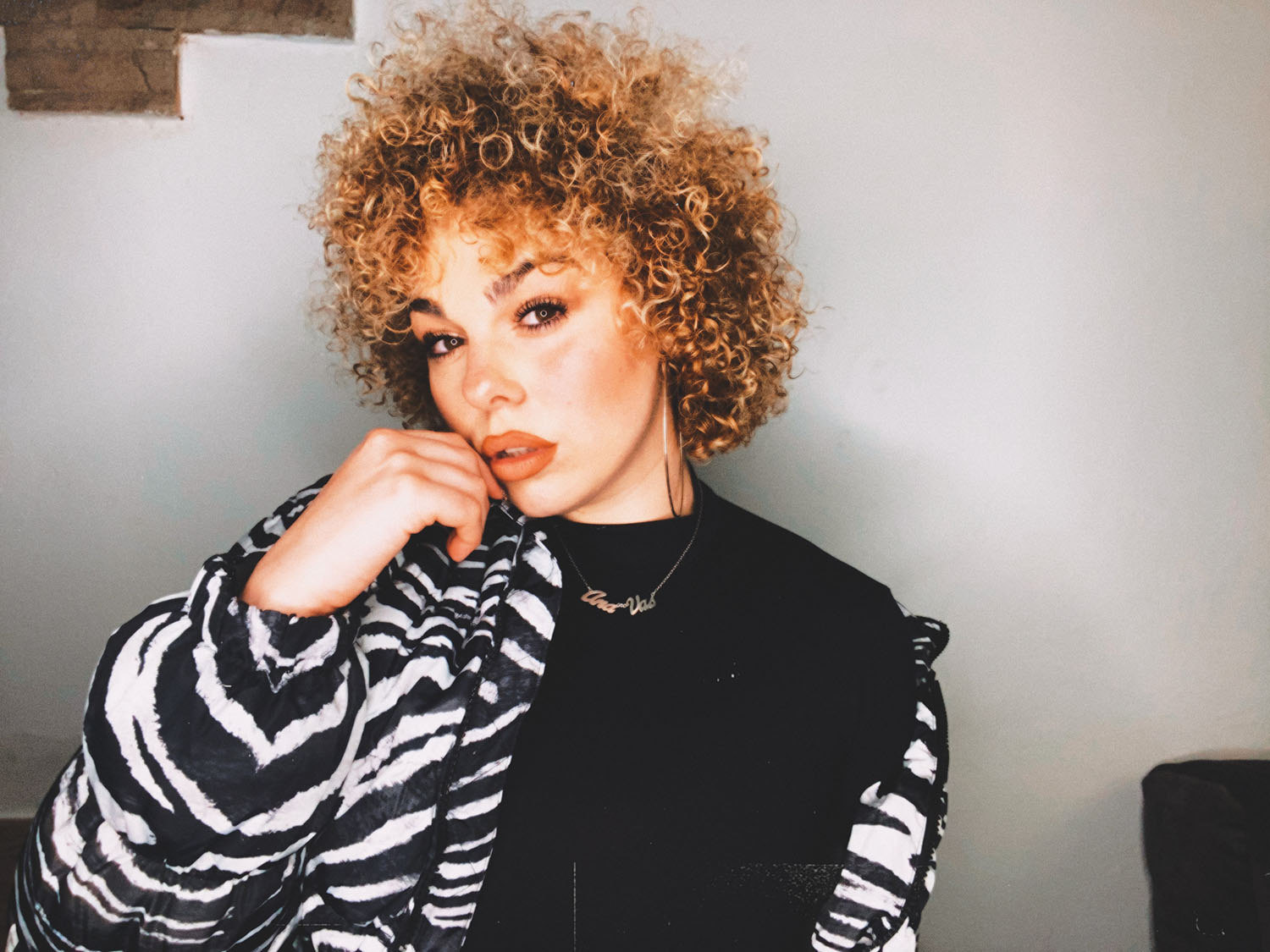 Ana Vas quiere dar un toque feminista a la música urbana