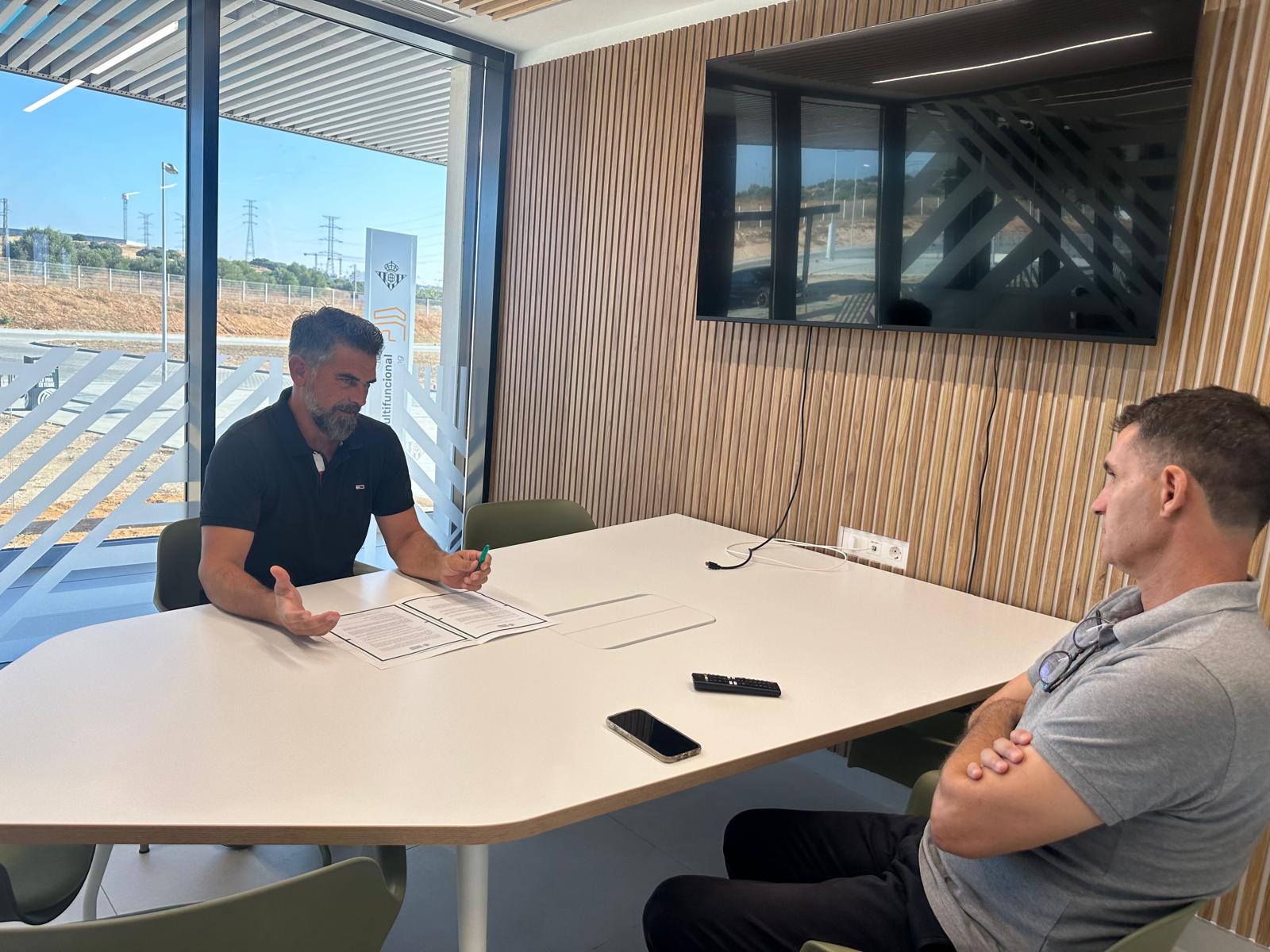 Acuerdo de colaboración entre el Betis y el Ibarburu