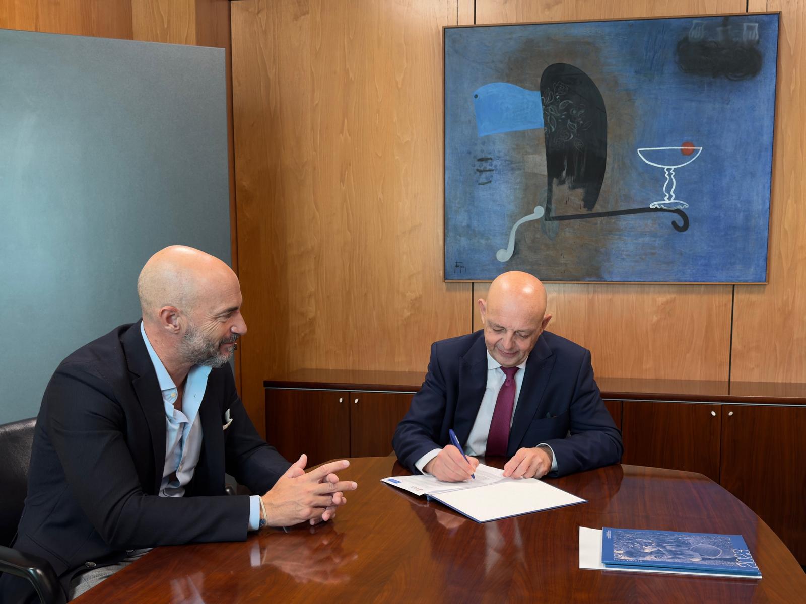 Colaboración con la Fundación Juan Ramón Guillén