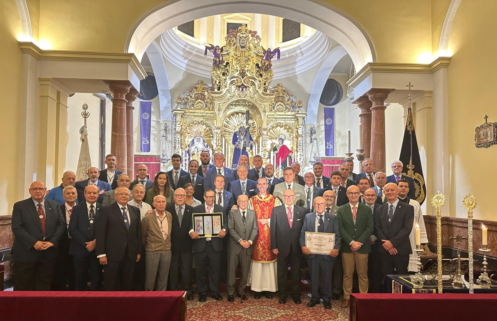 José Sánchez Blanco ‘Palomo’ recibe el homenaje de su hermandad