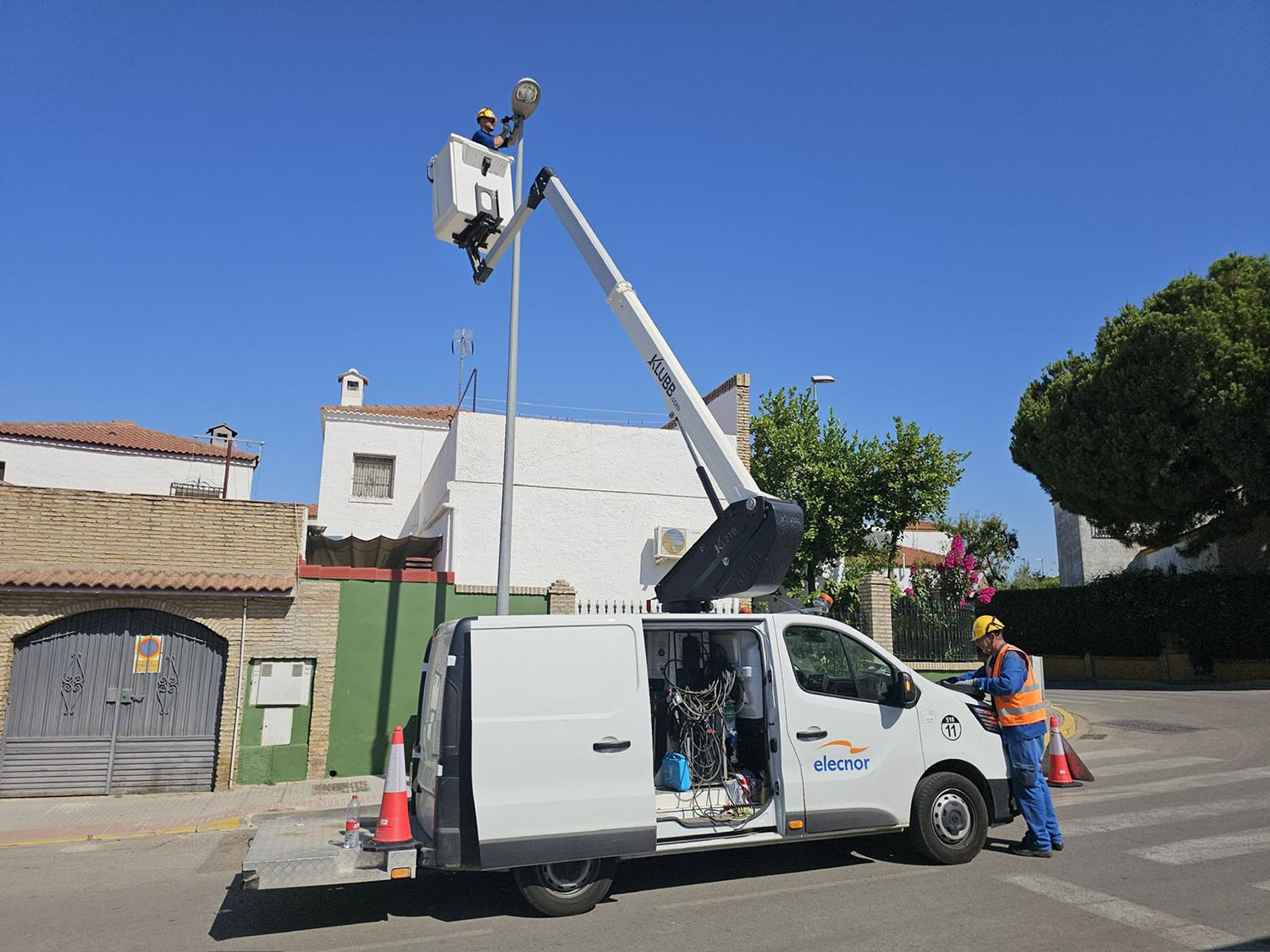 Las Infantas y Arco Norte ya tienen alumbrado con tecnología LED
