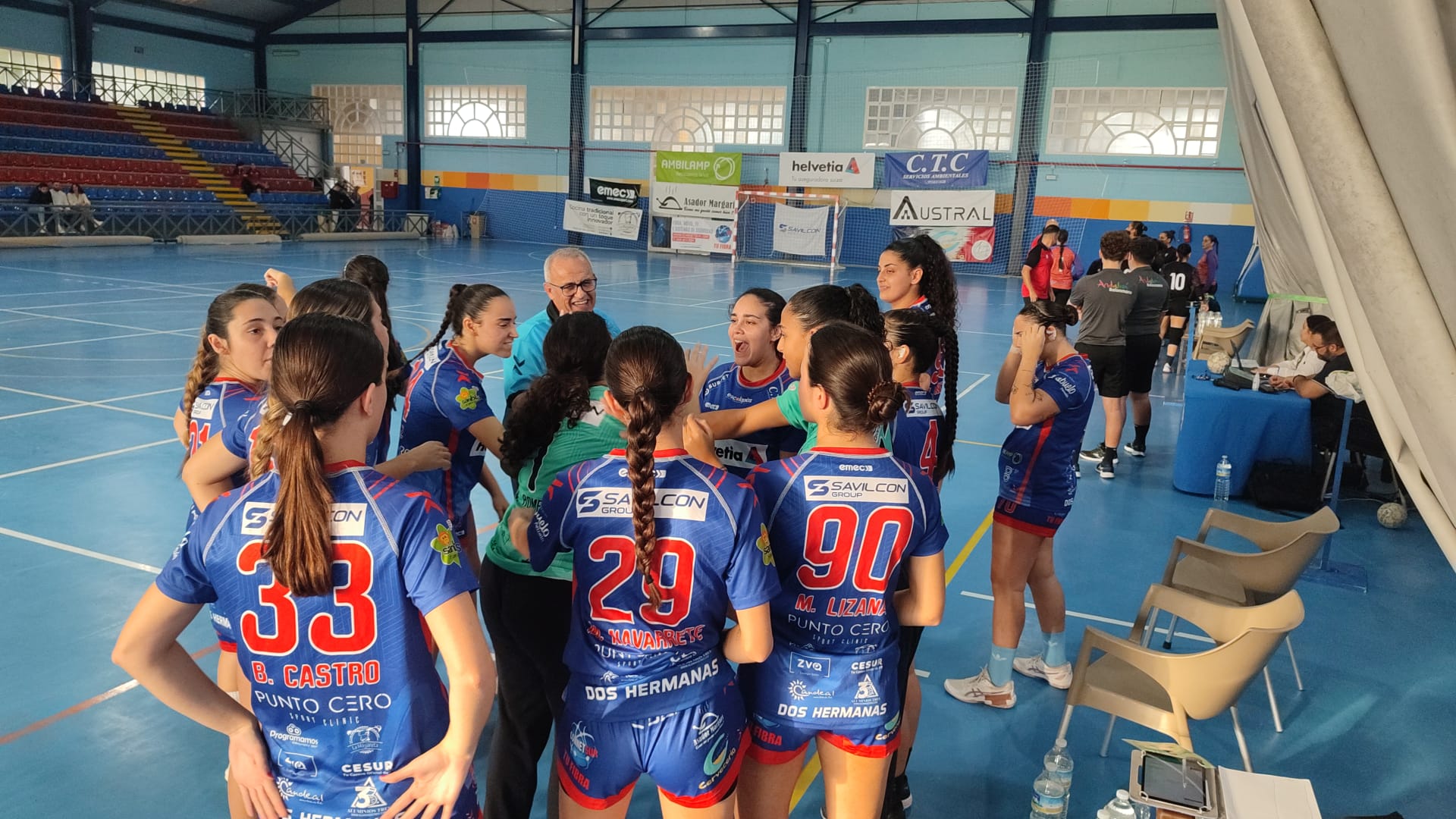 Sumar puntos para seguir avanzando en las ligas de balonmano
