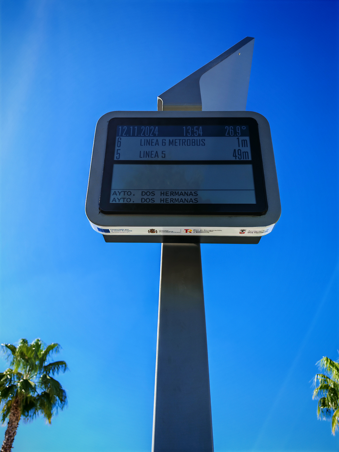 Paneles solares de mensajería variable para los autobuses urbanos