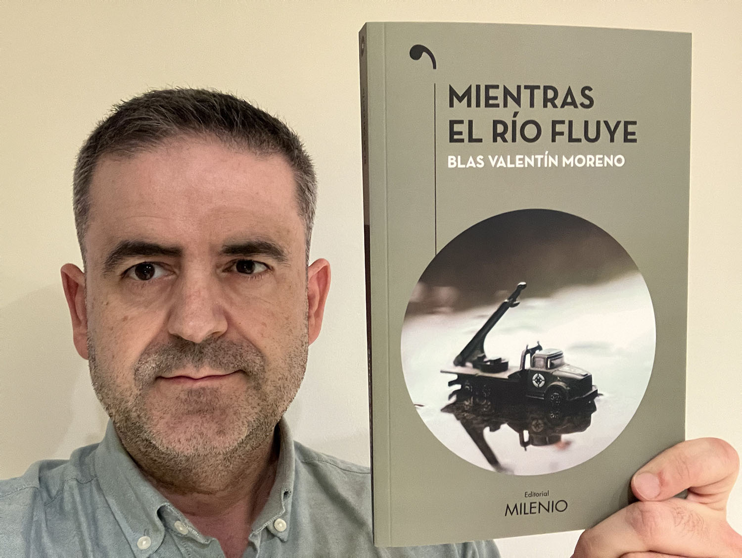 Blas Valentín Moreno publica ‘Mientras el río fluye’
