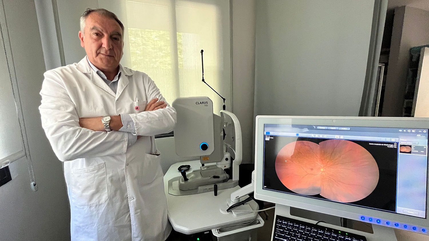 Avanzado retinógrafo para detectar patologías oculares con mayor precisión