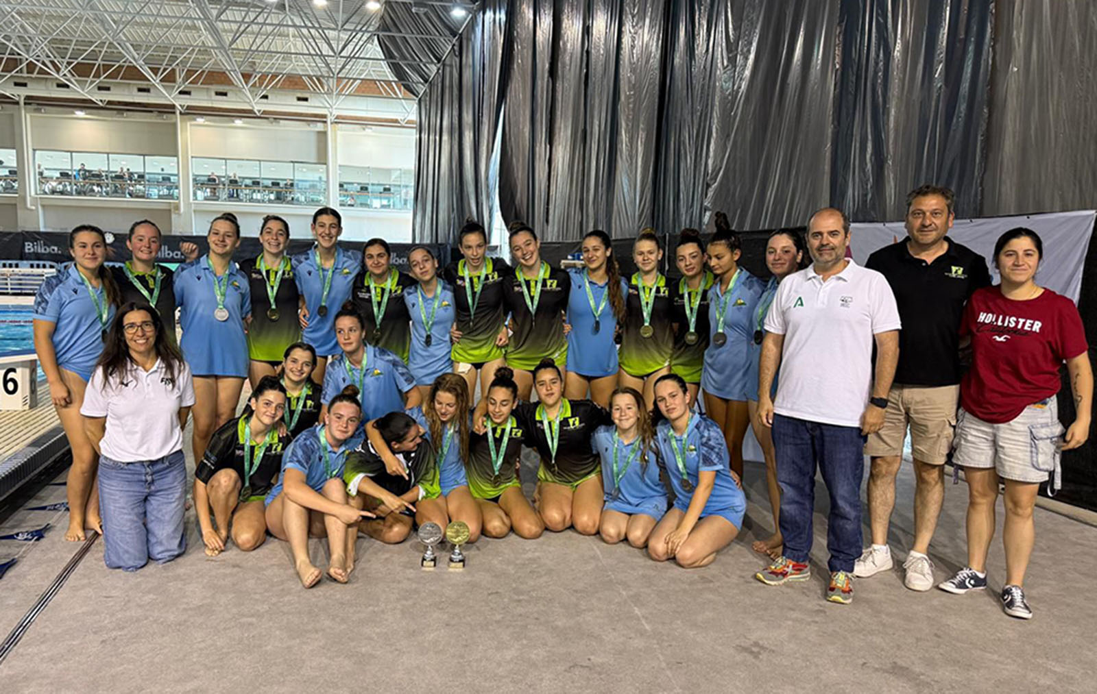 El cadete femenino, subcampeón de la Liga Andaluza de waterpolo