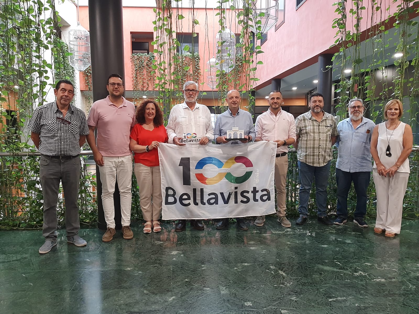 El centenario de Bellavista llega al Ayuntamiento