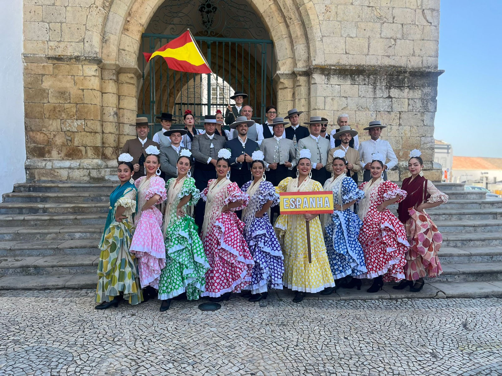 Folkfaro 2025 recibió al Grupo de Danzas Ciudad de Dos Hermanas