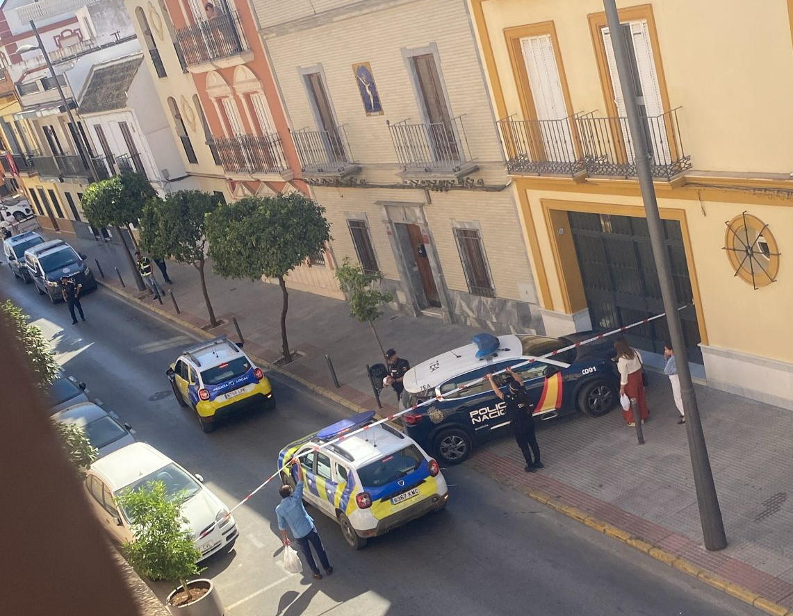 Matan a un hombre en la calle Real Utrera