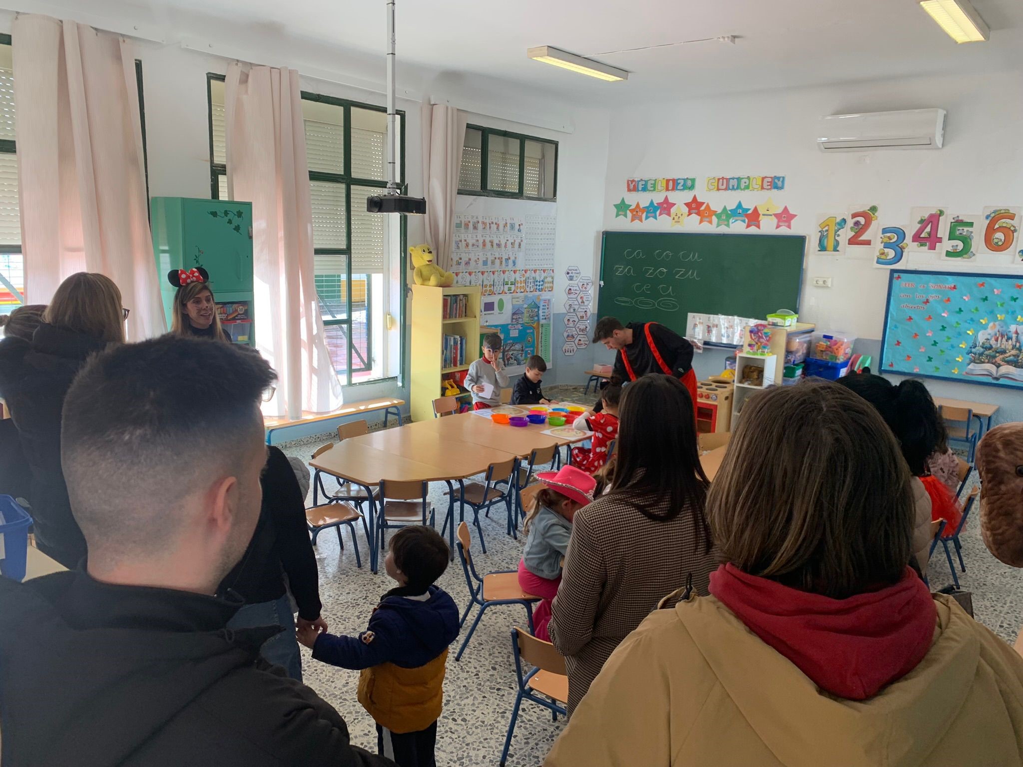Los centros educativos abren sus puertas para la escolarización