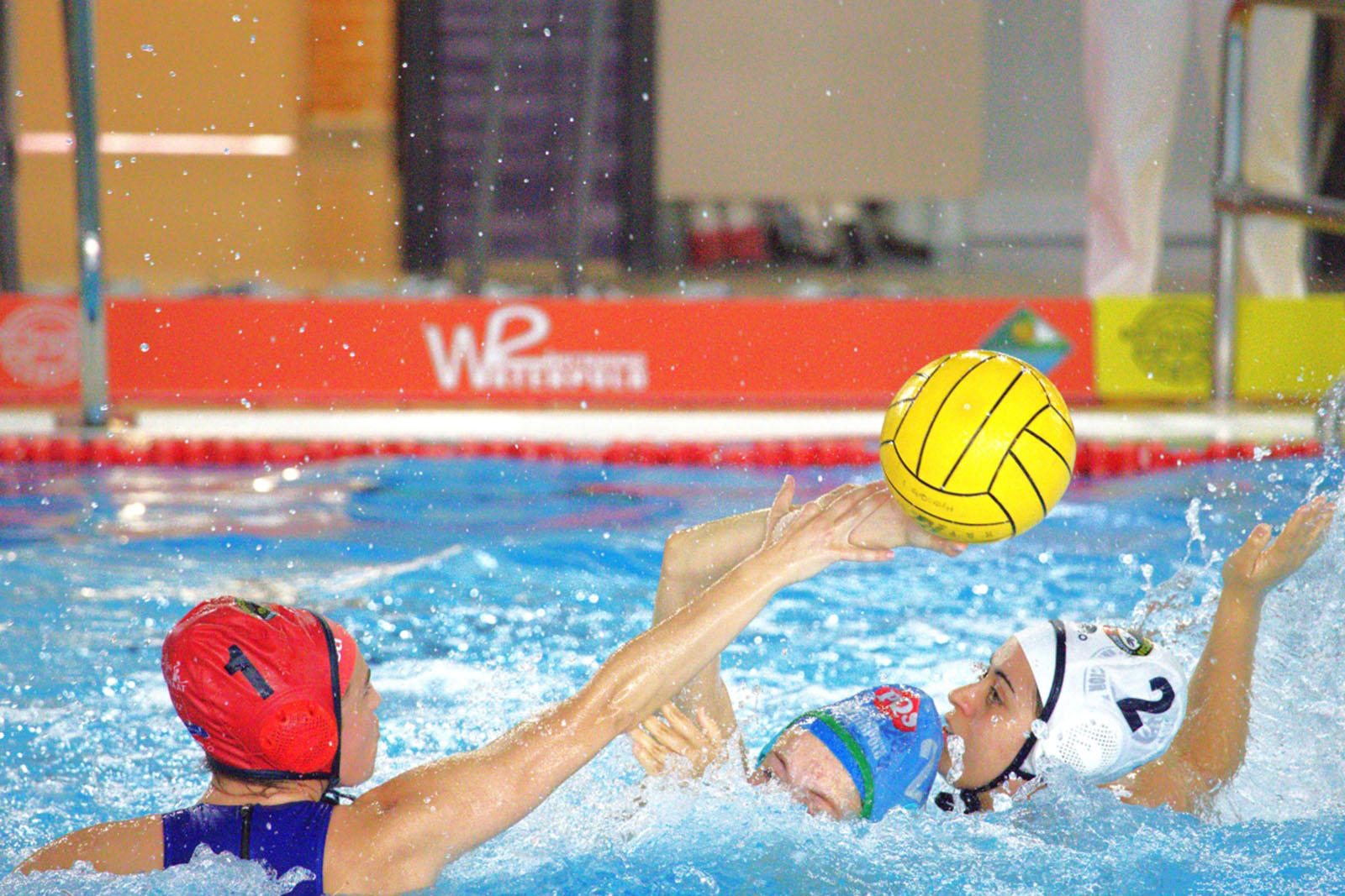Las aspiraciones del Waterpolo Dos Hermanas se aplazan
