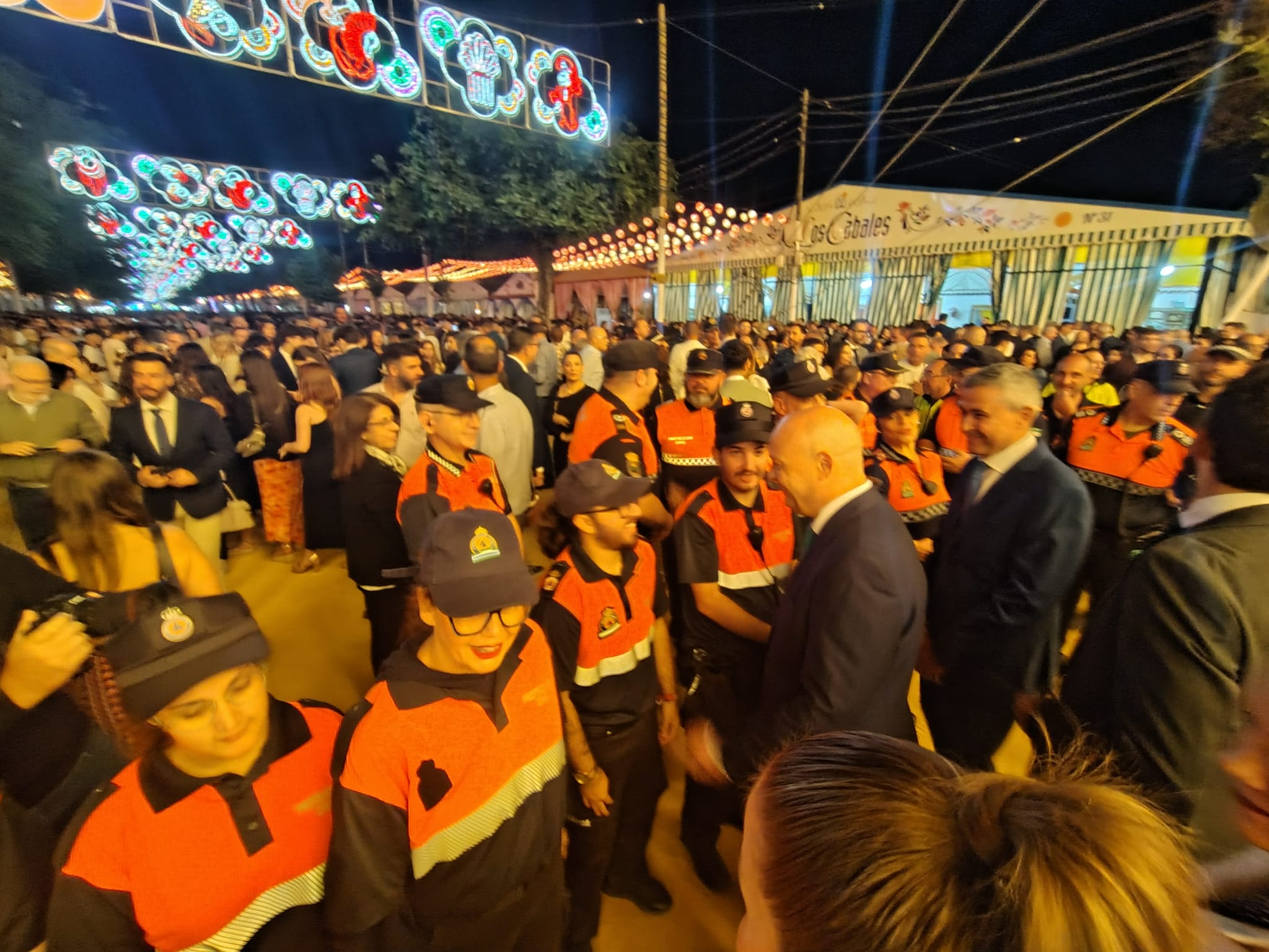 La Feria arranca con temperaturas suaves y buen ambiente