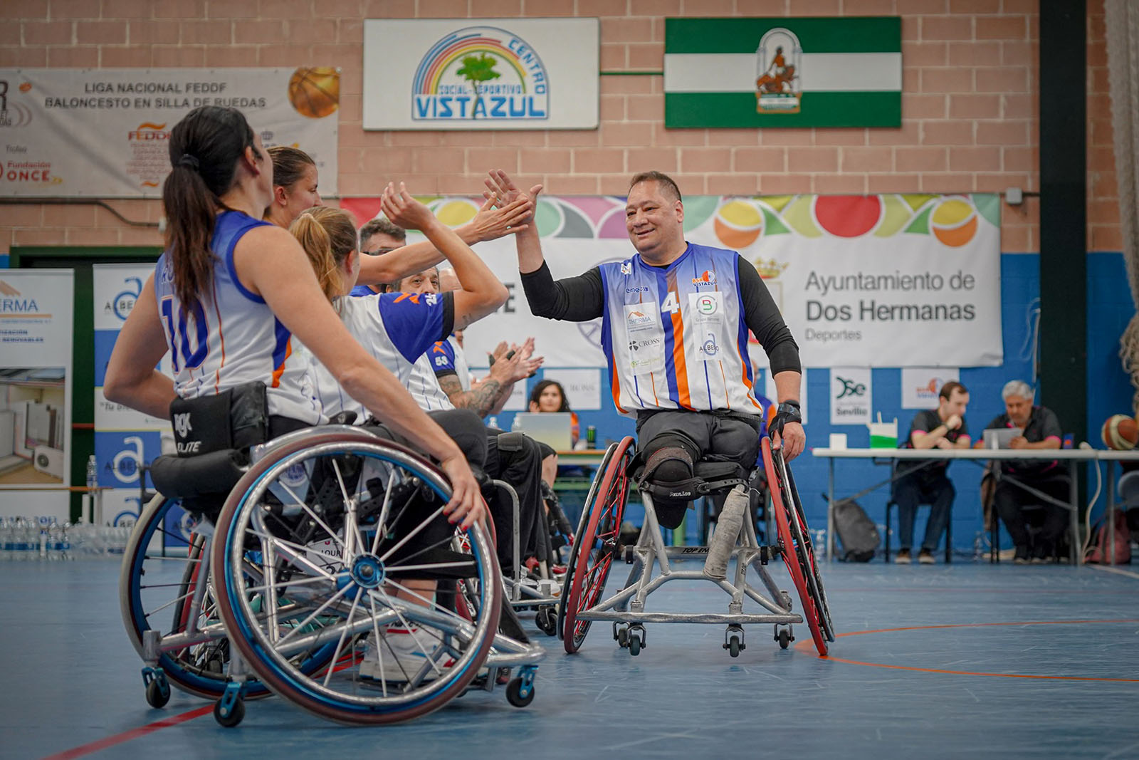 Vistazul se despide de su afición ante un gigante