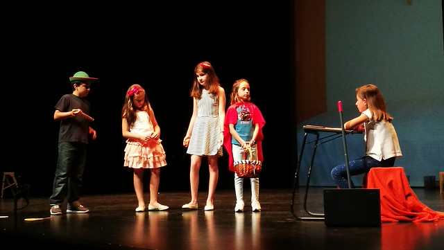 Teatro de Escolares para Escolares con la obra No sé Leer
