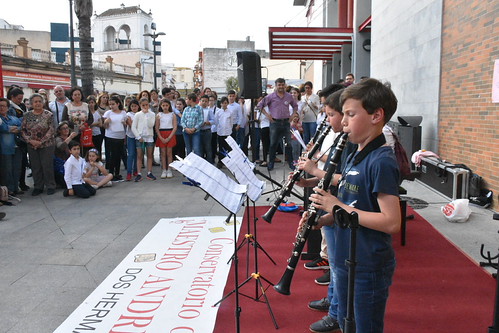 Concierto alumnado del Conservatorio en la Plaza del Emigrante