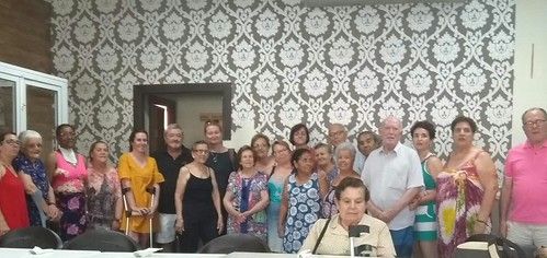 Visita del centro de mayores de Los Montecillos al Club Vistazul